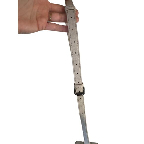 ELA for THE JILLY BOX Micro Belt Bag in Dove Pebble EUC Crossbody Vegan Leather - Picture 8 of 8